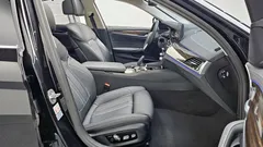 2023 BMW 5-Series 520i Luxury — фото 11