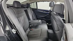 2023 BMW 5-Series 520i Luxury — фото 12