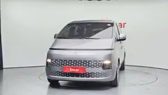2023 Hyundai Staria Tourer 9-Seater — фото 3