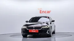 2023 BMW 5-Series 520i Luxury — фото 3