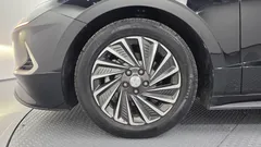 2022 Hyundai Sonata Premium Plus — фото 5