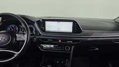 2022 Hyundai Sonata Premium Plus — фото 16