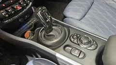 2023 Mini Clubman Classic Launch Pack, 연금색 — фото 9