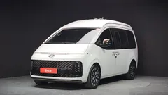 2023 Hyundai Staria 4WD Lounge 9-Seater — фото 1