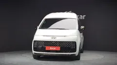 2023 Hyundai Staria 4WD Lounge 9-Seater — фото 3