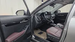 2022 Kia Seltos Gasoline 1.6 Turbo 2WD, серебристый — фото 10
