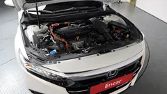 2022 Honda Accord 2.0 Hybrid Touring, белый — фото 6