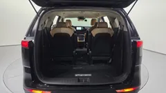2023 Kia Canival Diesel 9-Seater Prestige, чёрный — фото 20