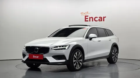 2023 Volvo V60 B5 Ultimate AWD