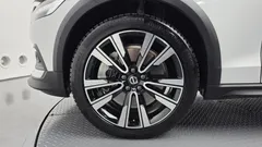 2023 Volvo V60 B5 Ultimate AWD, белый — фото 5