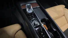 2023 Volvo V60 B5 Ultimate AWD, белый — фото 9