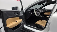 2023 Volvo V60 B5 Ultimate AWD, белый — фото 10