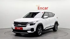 2022 Kia Seltos Gasoline 1.6 Turbo 2WD, белый — фото 1
