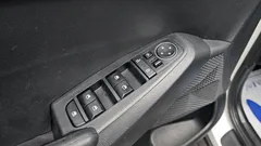 2022 Kia Seltos Gasoline 1.6 Turbo 2WD, белый — фото 13