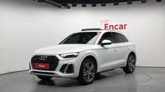2022 Audi Q5 45 TFSI Quattro Premium — фото 1