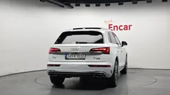 2022 Audi Q5 45 TFSI Quattro Premium — фото 4