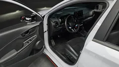 2022 Hyundai Kona Gasoline 2.0 2WD, светло-серебристый — фото 11