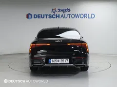 2024 Kia K5 Signature, чёрный — фото 4