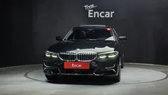 2022 BMW 3-Series 320i Luxury — фото 3