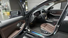 2022 BMW 3-Series 320i Luxury — фото 10