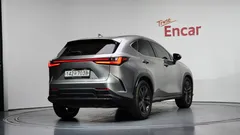 2023 Lexus NX Premium — фото 2