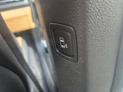 2023 Kia Carnival Diesel 11-Seater Prestige — фото 18