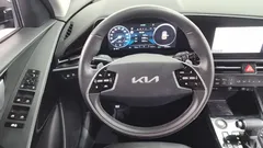 2022 Kia Niro Prestige — фото 12