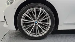 2022 BMW 3-Series 320d Luxury, белый — фото 5
