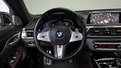 2022 BMW 7-Series 740Li xDrive M Sport Package, чёрный — фото 12