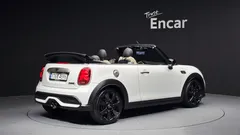 2024 Mini Cooper Convertible Resolute Edition, белый — фото 2