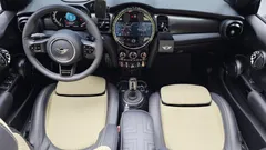 2024 Mini Cooper Convertible Resolute Edition, белый — фото 7