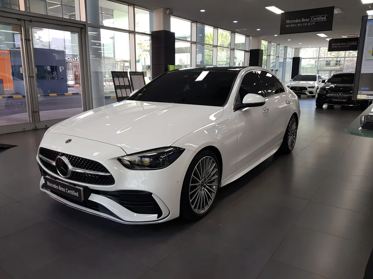 2023 Mercedes-Benz C-Class C300 4MATIC AMG Line