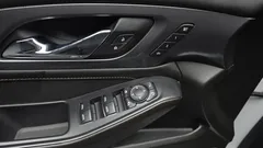 2021 ChevroletGMDaewoo Traverse 3.6 AWD Redline, белый — фото 18