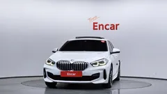 2022 BMW 1-Series 120i M Sports — фото 3