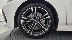 2022 BMW 1-Series 120i M Sports — фото 5