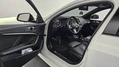 2022 BMW 1-Series 120i M Sports — фото 10