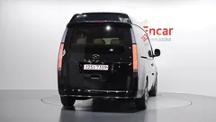 2022 Hyundai Staria 4WD Lounge 7-Seater — фото 4