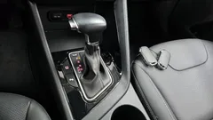 2022 Kia Niro 1.6 HEV, белый — фото 9