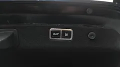 2021 Genesis G70 Gasoline 3.3T 4WD, синий — фото 20