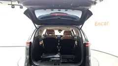2022 Kia Carnival Diesel 7-Seater Signature — фото 20