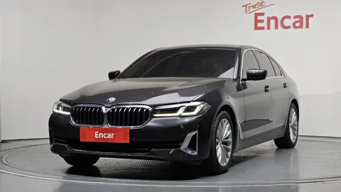 2022 BMW 5-Series 530i Luxury