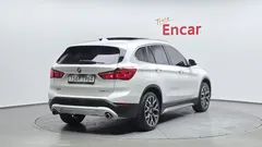 2022 BMW X1 xDrive 20i xLine — фото 2