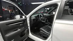 2024 Honda CR-V 2.0 Hybrid Touring 4WD, белый — фото 10