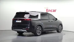 2023 Kia Carnival Diesel 9-Seater Prestige — фото 2