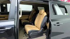2023 Kia Carnival Diesel 9-Seater Prestige — фото 11