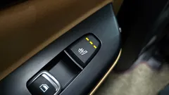 2023 Kia Carnival Diesel 9-Seater Prestige — фото 18