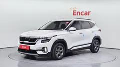 2023 Kia Seltos Gasoline 1.6 Turbo 2WD, белый — фото 1