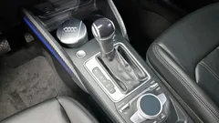 2023 Audi Q2 35 TDI Premium, белый — фото 9
