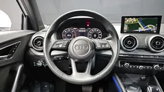 2023 Audi Q2 35 TDI Premium, белый — фото 12