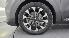 2023 Kia Carnival Diesel 9-Seater Signature — фото 5